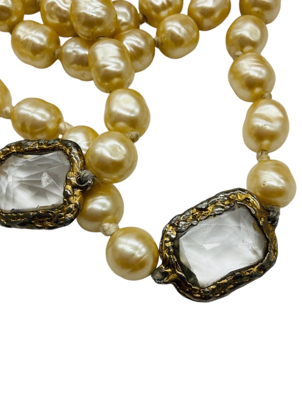 CHANEL VINTAGE 1981 CLEAR JUMBO CRYSTAL STATION AND PEARL LONG STRAND SAUTOIR NE - Picture 4 of 11